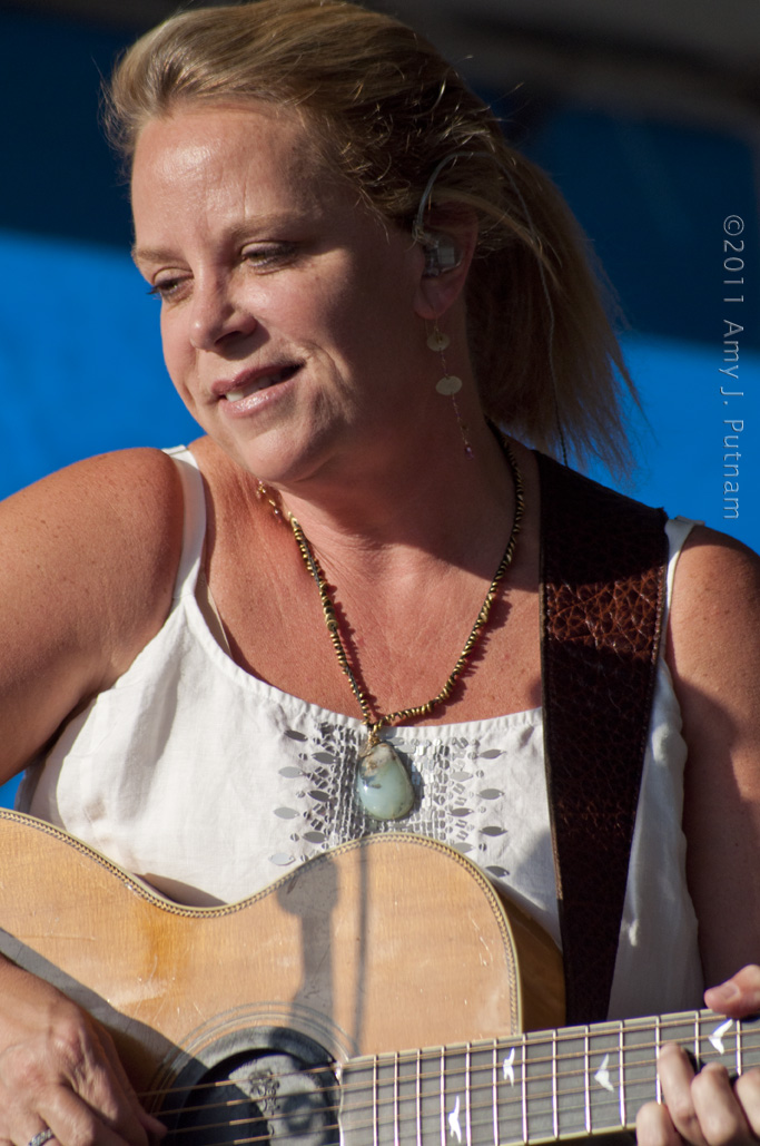 Mary Chapin Carpenter. Falcon Ridge Folk Festival 2011
