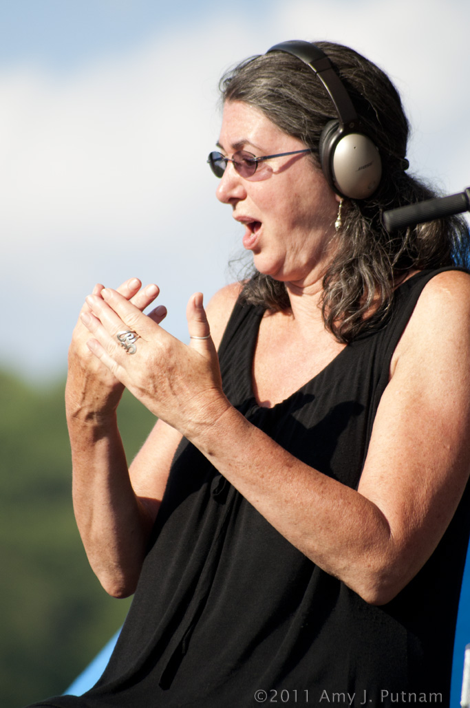 Jody Gill onhands (with Mary Chapin Carpenter). Falcon Ridge Folk Festival 2011
