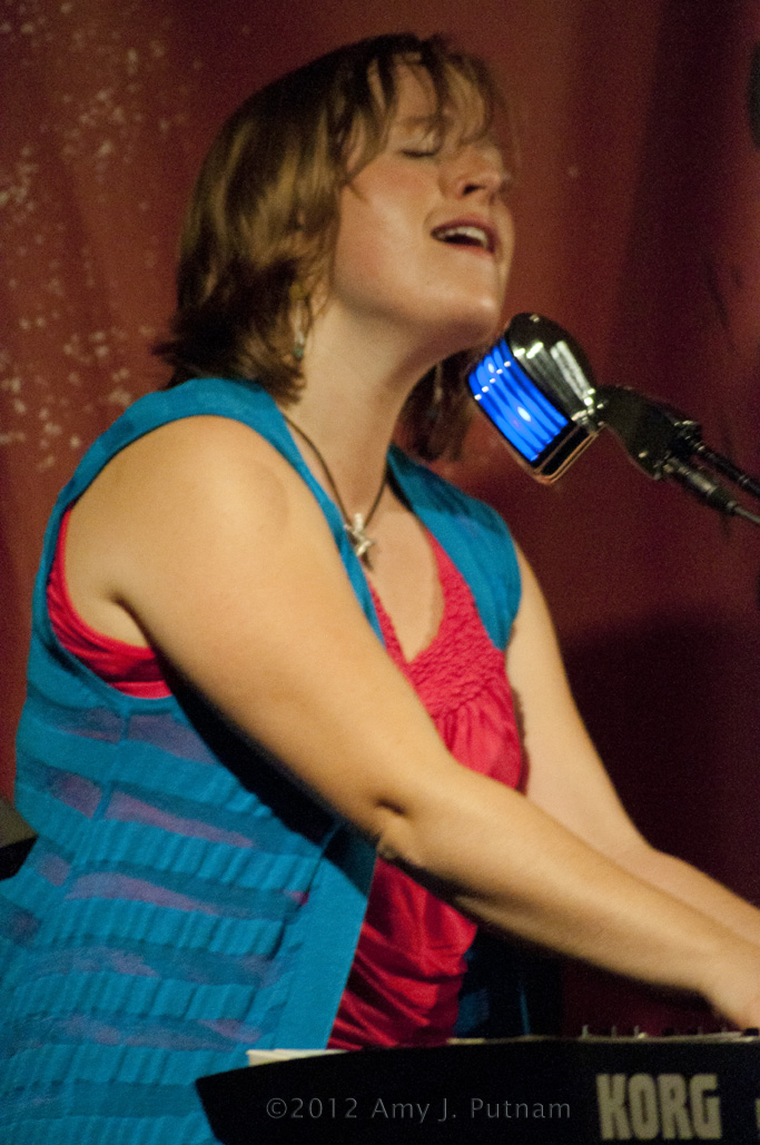 Jenna Lindbo at Club Passim, Cambridge MA. 29 May 2012